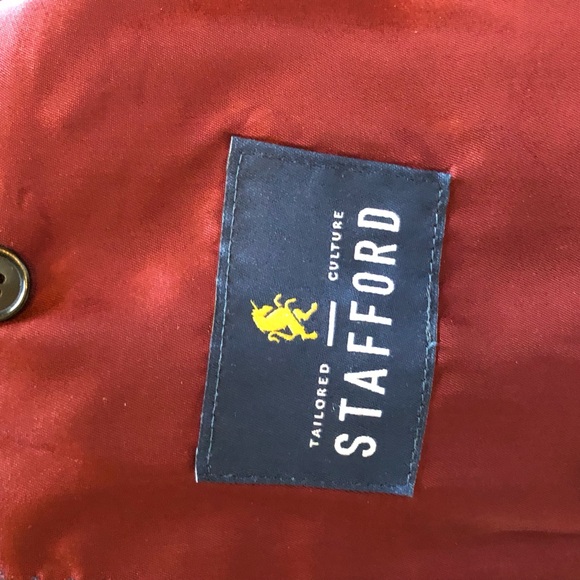Stafford burgundy blazer. Nice buttons. No blemishes. Rarely worn - Picture 2 of 3